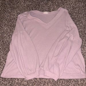 V neck long sleeve shirt